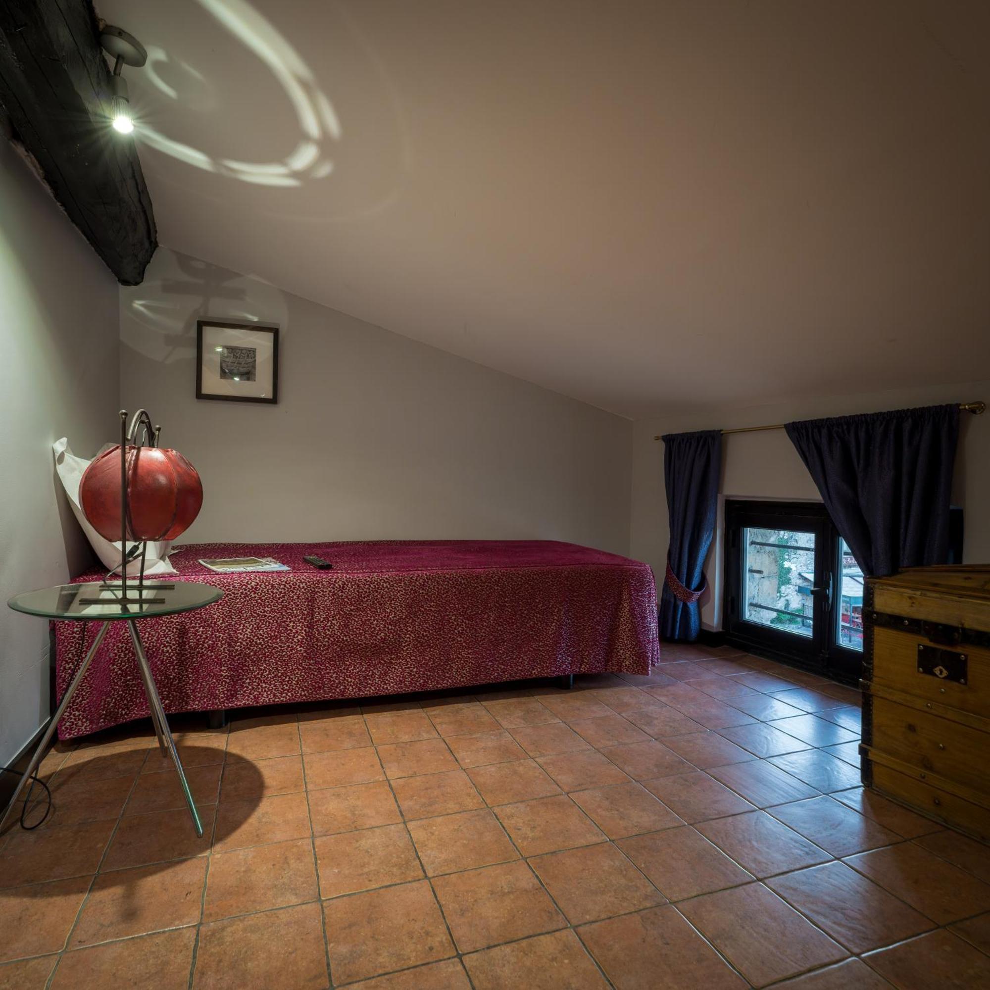 Le Grimaldi Bed & Breakfast Cagnes-sur-Mer Eksteriør bilde